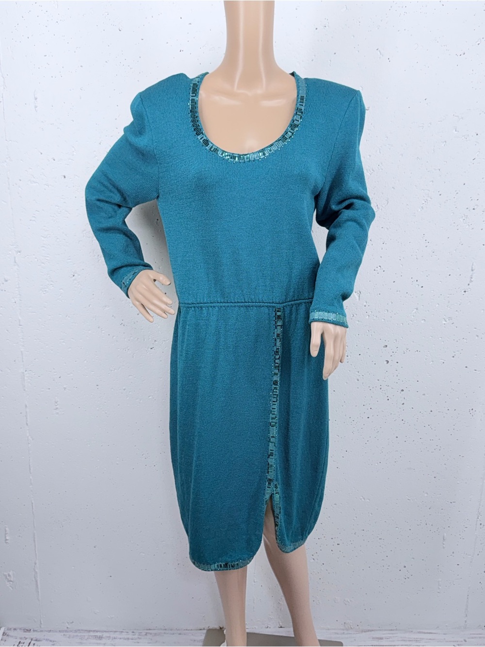 St. John Women’s Size 12 Turquoise Knit Long Sleeve Dress Read